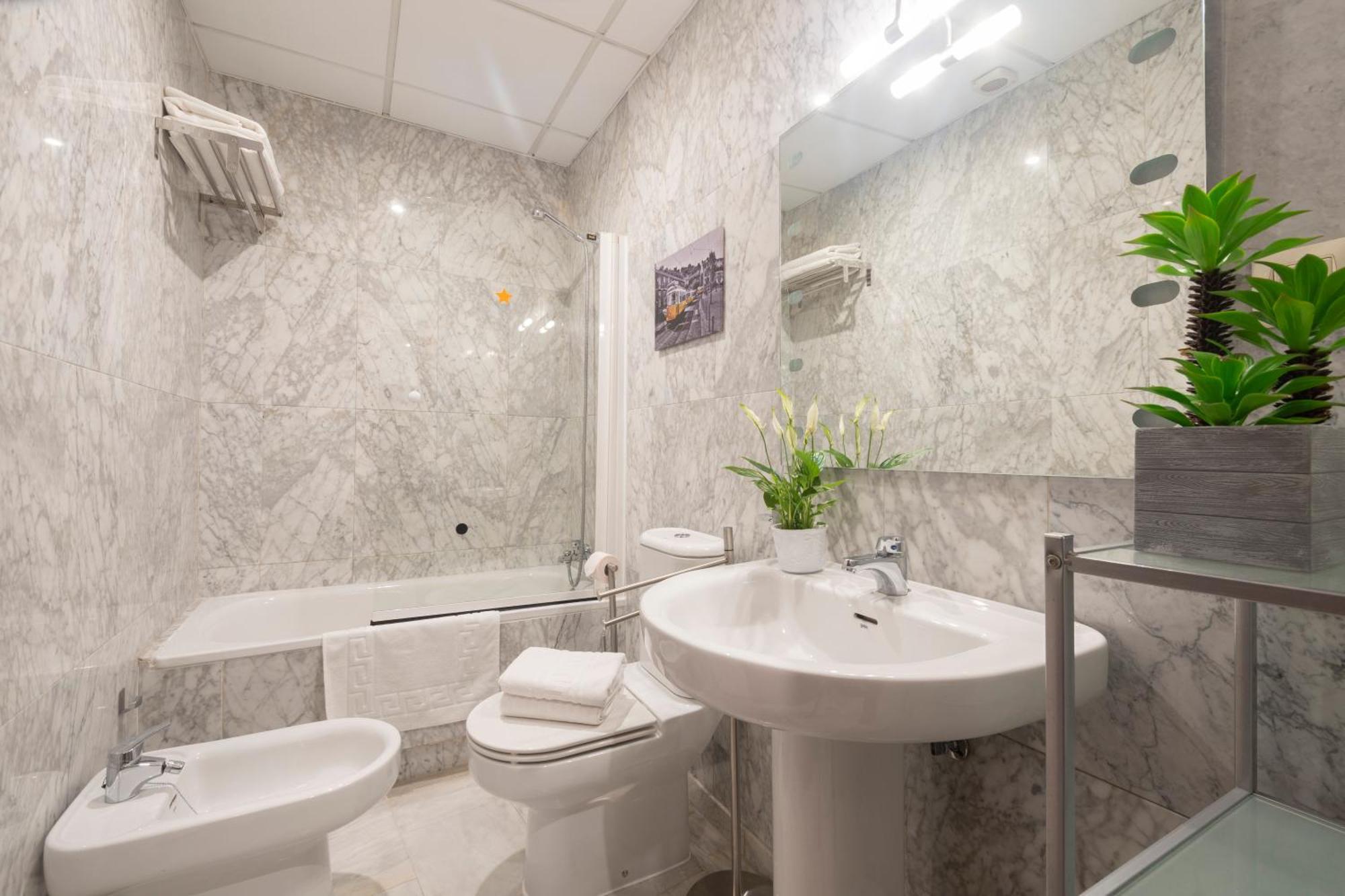 Apartamento Adultos Centro Nueva De La Virgen 2 Free Parking Granada Exteriör bild